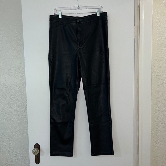 Free People Women's Vegan Black Leather Straight Leg Pants Size 12 - Picture 3 of 6